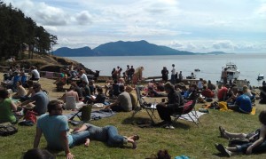 doe bay crowd