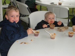 Two happy chili tasters from last year's event. Photo: Cara Russell