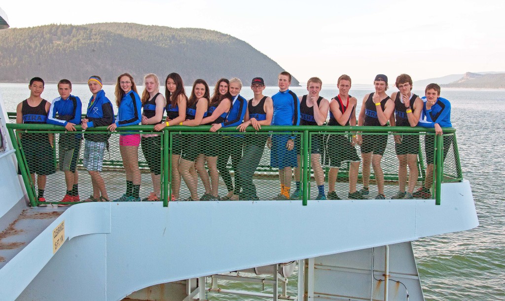 team_on_ferry_MG_2576