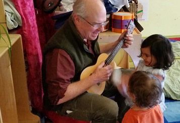 Tom Rawson also joins the Orcas Island Chamber Music Festival as a Pied Piper to Orcas pre-schools