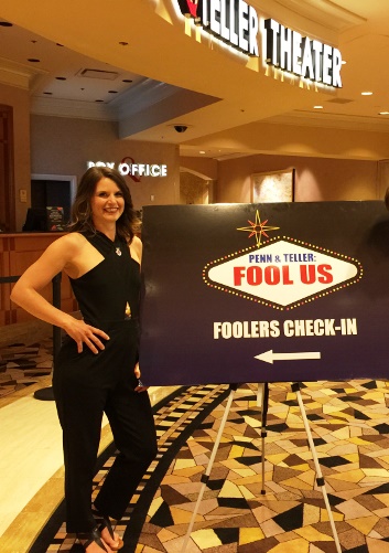 Maria Bullock, Matthew Laslo's assistant, joins him for the taping of "Fool Us" in Las Vegas